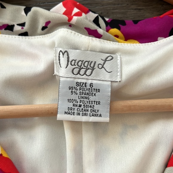 Maggot L woman’s floral cinched waist midi dress - Picture 9 of 16